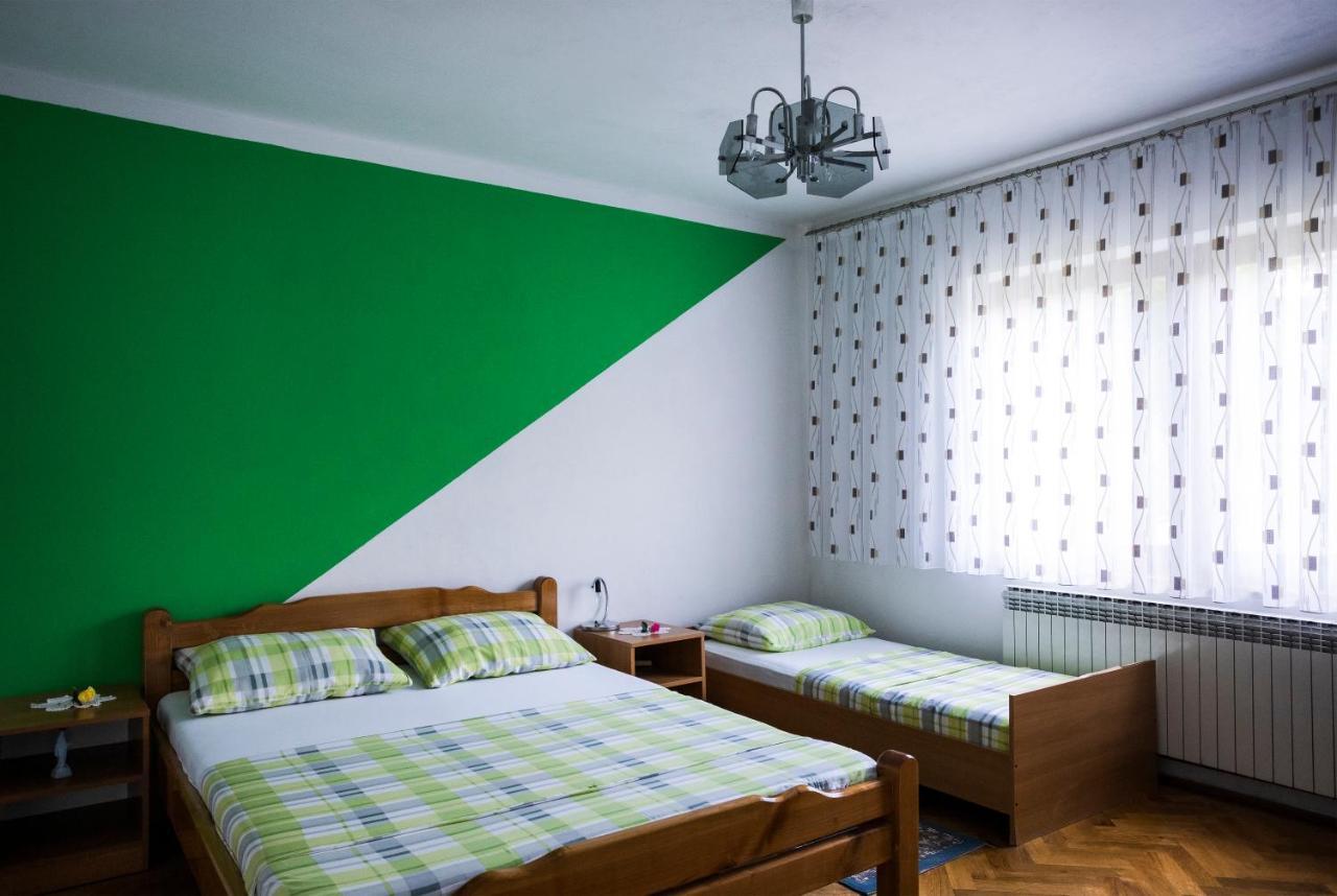 Kuca Za Odmor Mazuran Villa Karlovac Exteriör bild