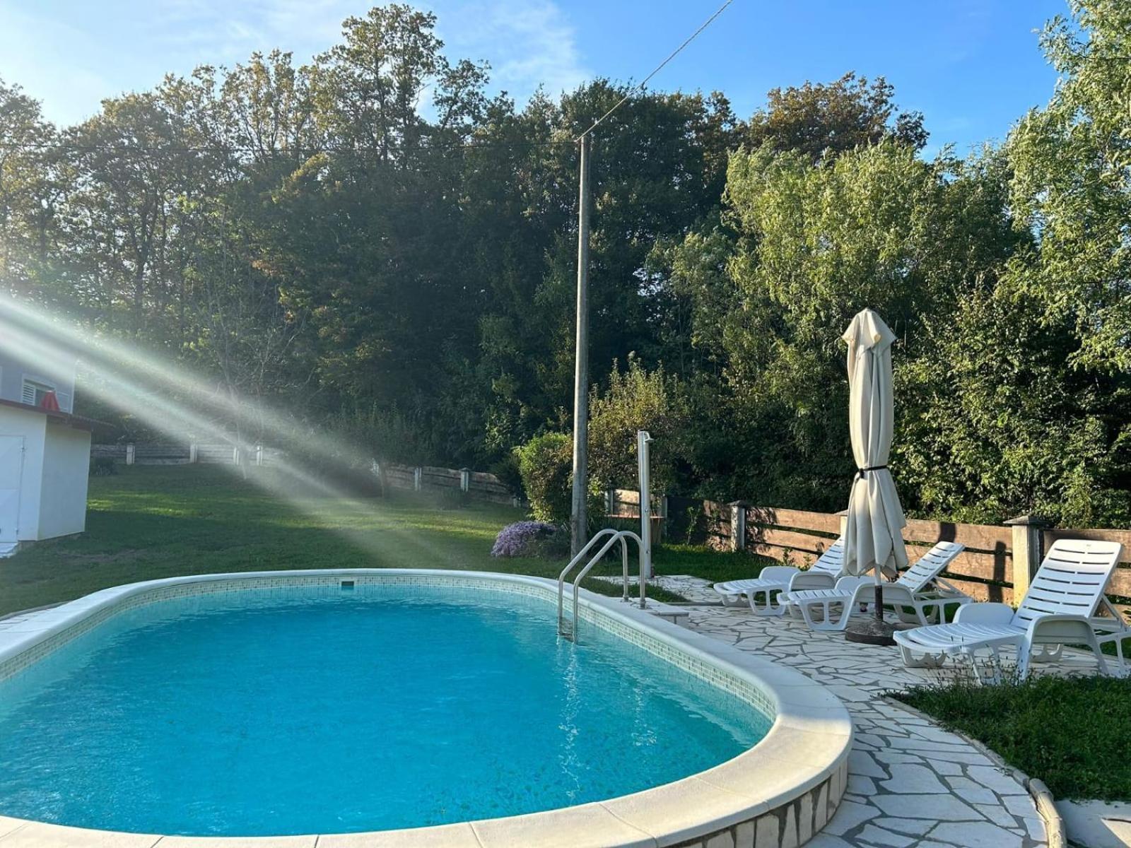 Kuca Za Odmor Mazuran Villa Karlovac Exteriör bild