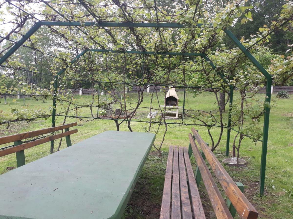 Kuca Za Odmor Mazuran Villa Karlovac Exteriör bild